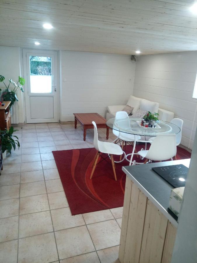 Studio Vic Vic-sur-Cère Exteriör bild